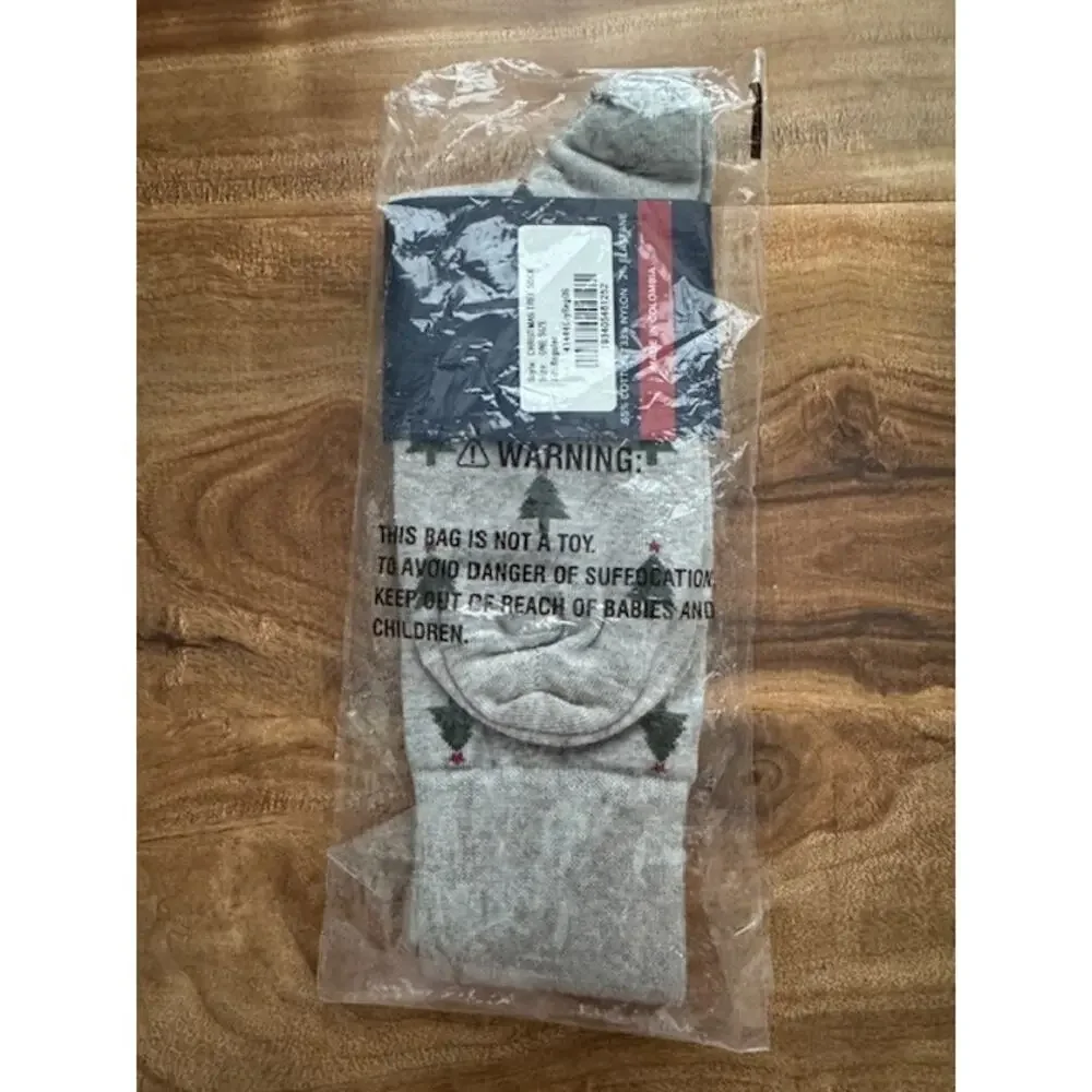 UNTUCKit Grey Green Christmas Tree Socks- One Size - New